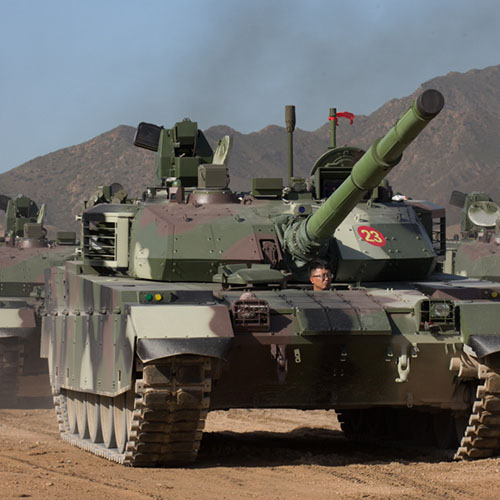 八發(fā)八中！兵器工業(yè)集團(tuán)多款“裝甲與反裝甲”武器首次公開實(shí)彈射擊